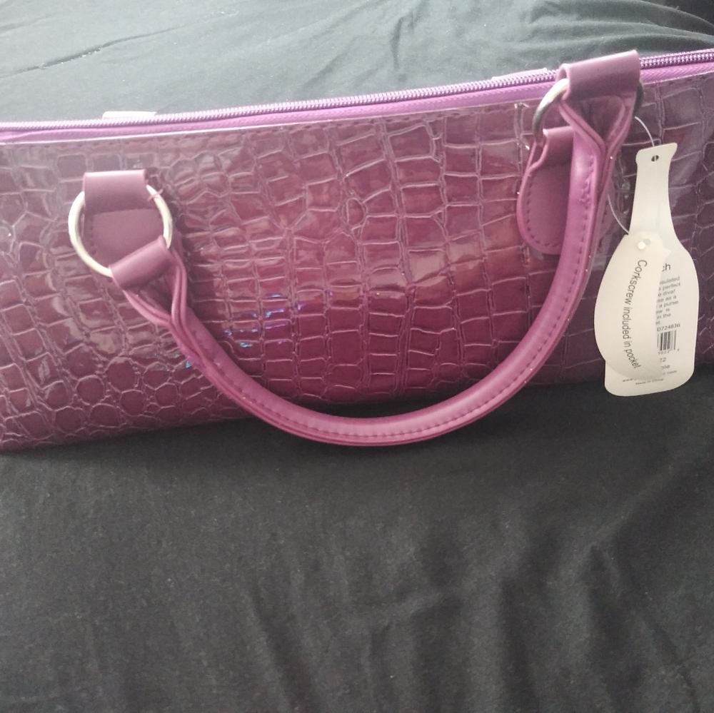 Primeware wine clutch